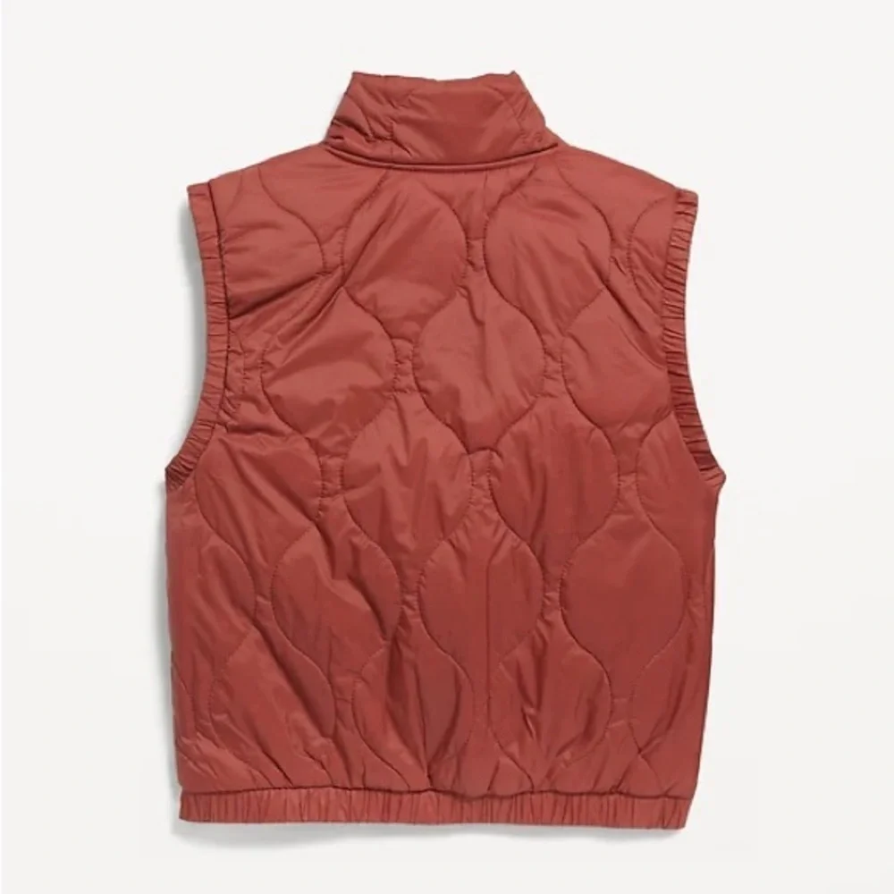 Old Navy Kids Puffer Vest in Rust